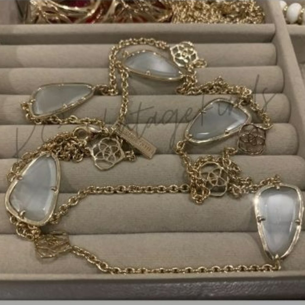 Rare and HTF Kendra Scott Kinley Station Necklace